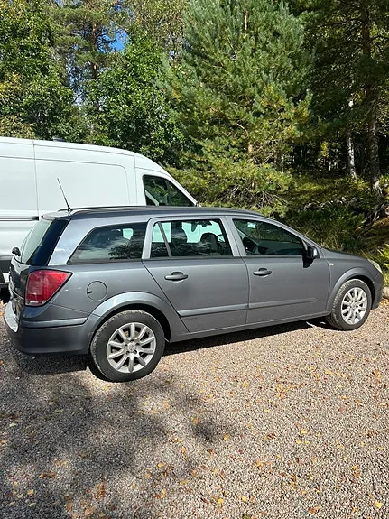 Opel Astra 2005 photo 2
