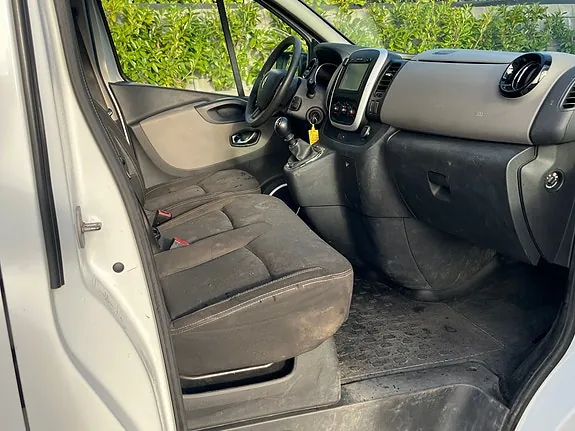 Renault Trafic 2015 photo 5