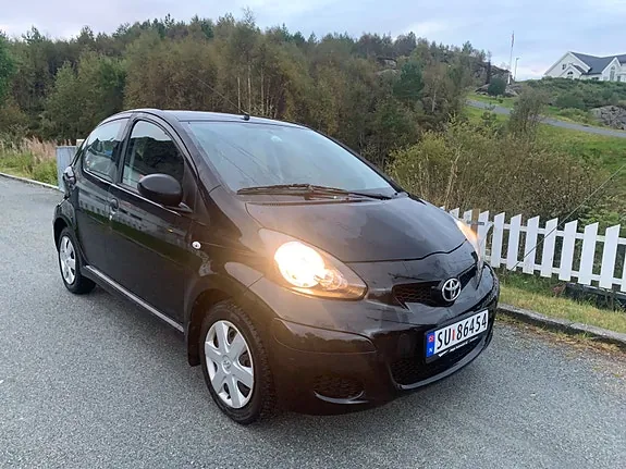 Toyota Aygo 2010 photo 3