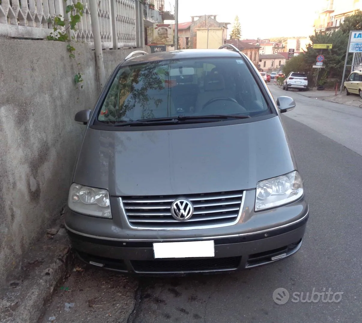 Volkswagen Sharan 2009 photo 2