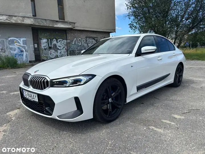 BMW 3 Series 2023 photo 3