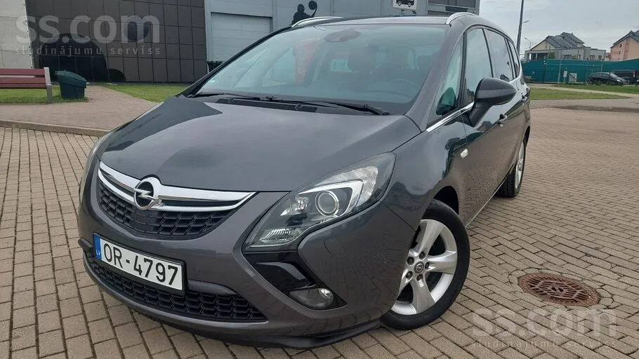 Opel Zafira 2012 photo 2