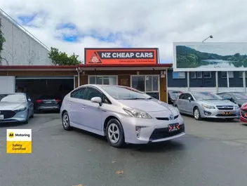 Toyota Prius 2012 photo 2