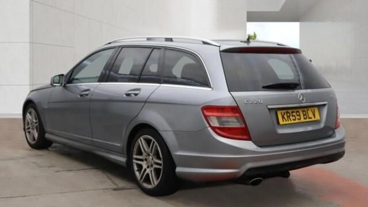 Mercedes-Benz C-Class 2009 photo 3
