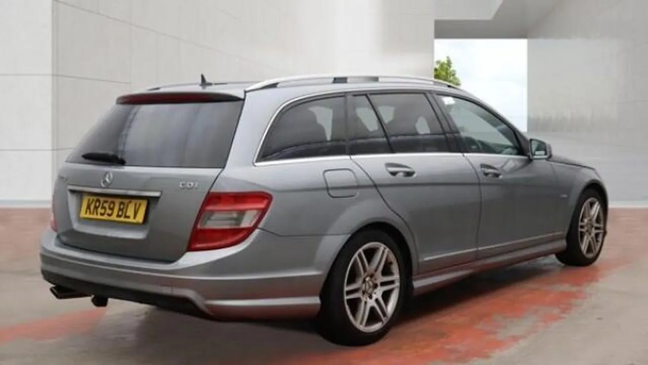 Mercedes-Benz C-Class 2009 photo 4