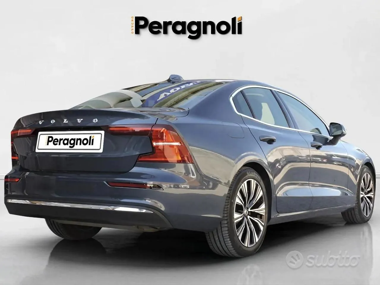 Volvo S60 2023 photo 3