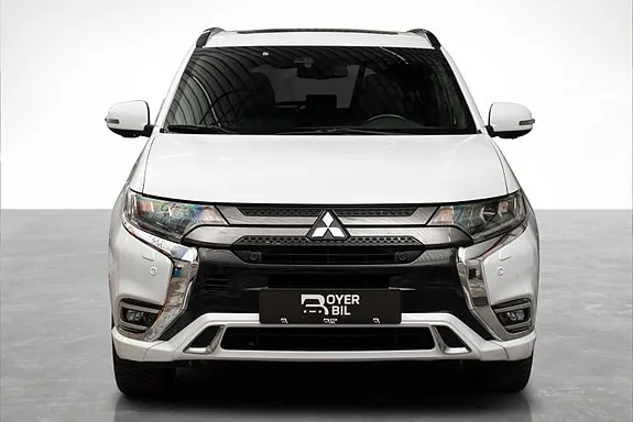 Mitsubishi Outlander 2020 photo 2