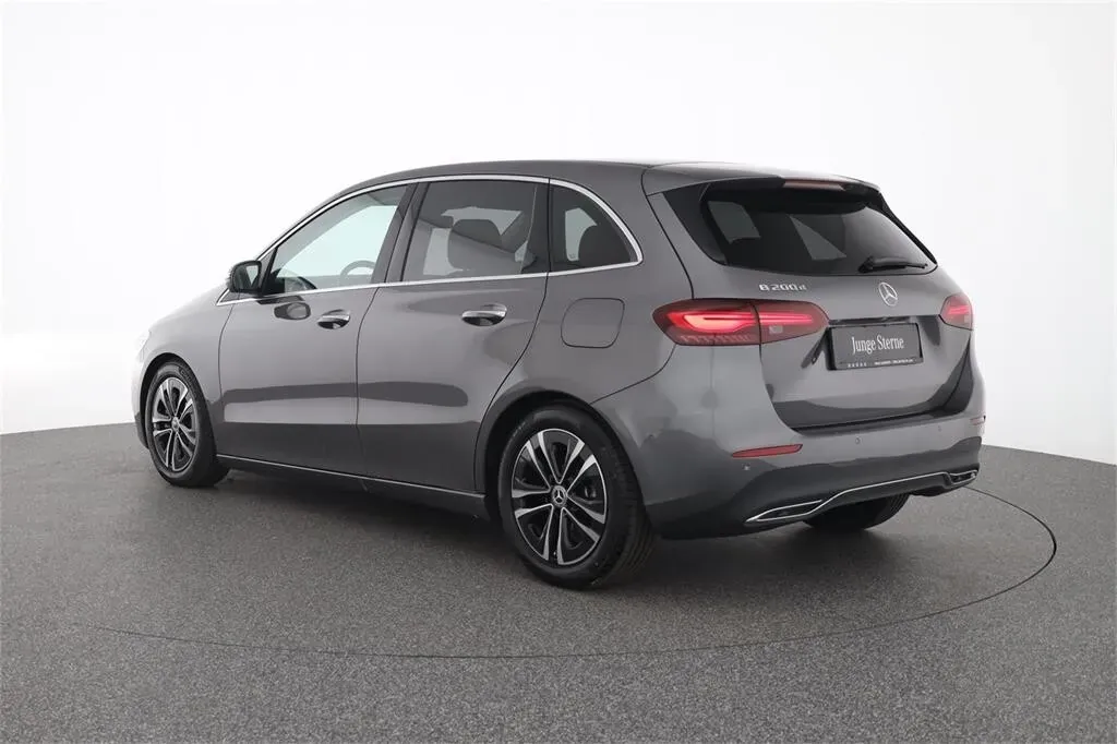 Mercedes-Benz B-Class 2025 photo 3