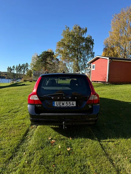 Volvo V70 2010 photo 4