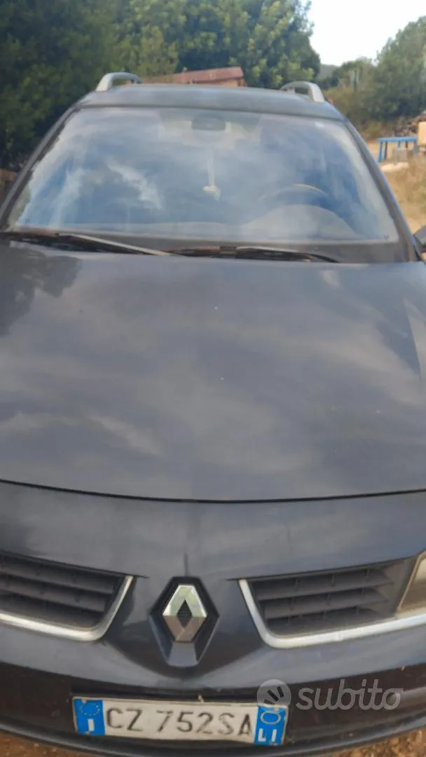 Renault Laguna 2006 photo 2