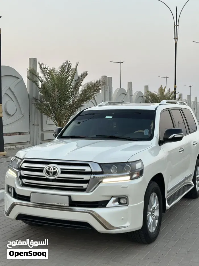 Toyota Land Cruiser 2017 photo 4