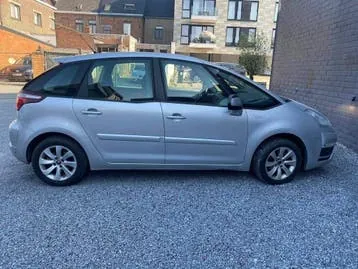 Citroen C4 photo 3