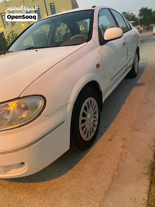 Nissan Sunny 2005 photo 4
