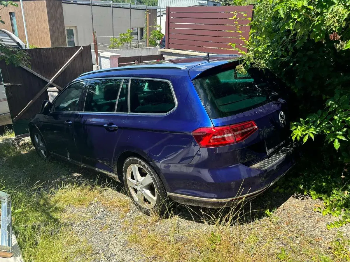 Volkswagen Passat 2018 photo 2