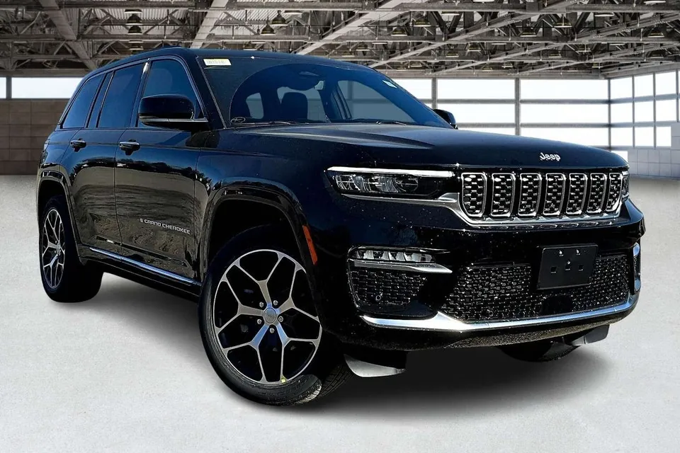 Jeep Grand Cherokee 2024 photo 2