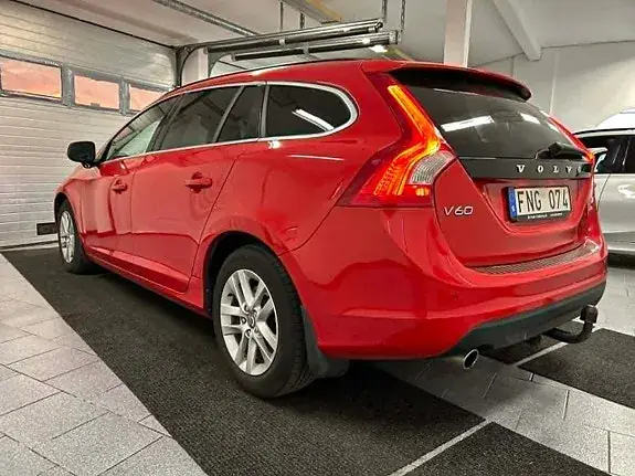 Volvo V60 2013 photo 4