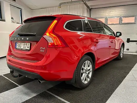 Volvo V60 2013 photo 2