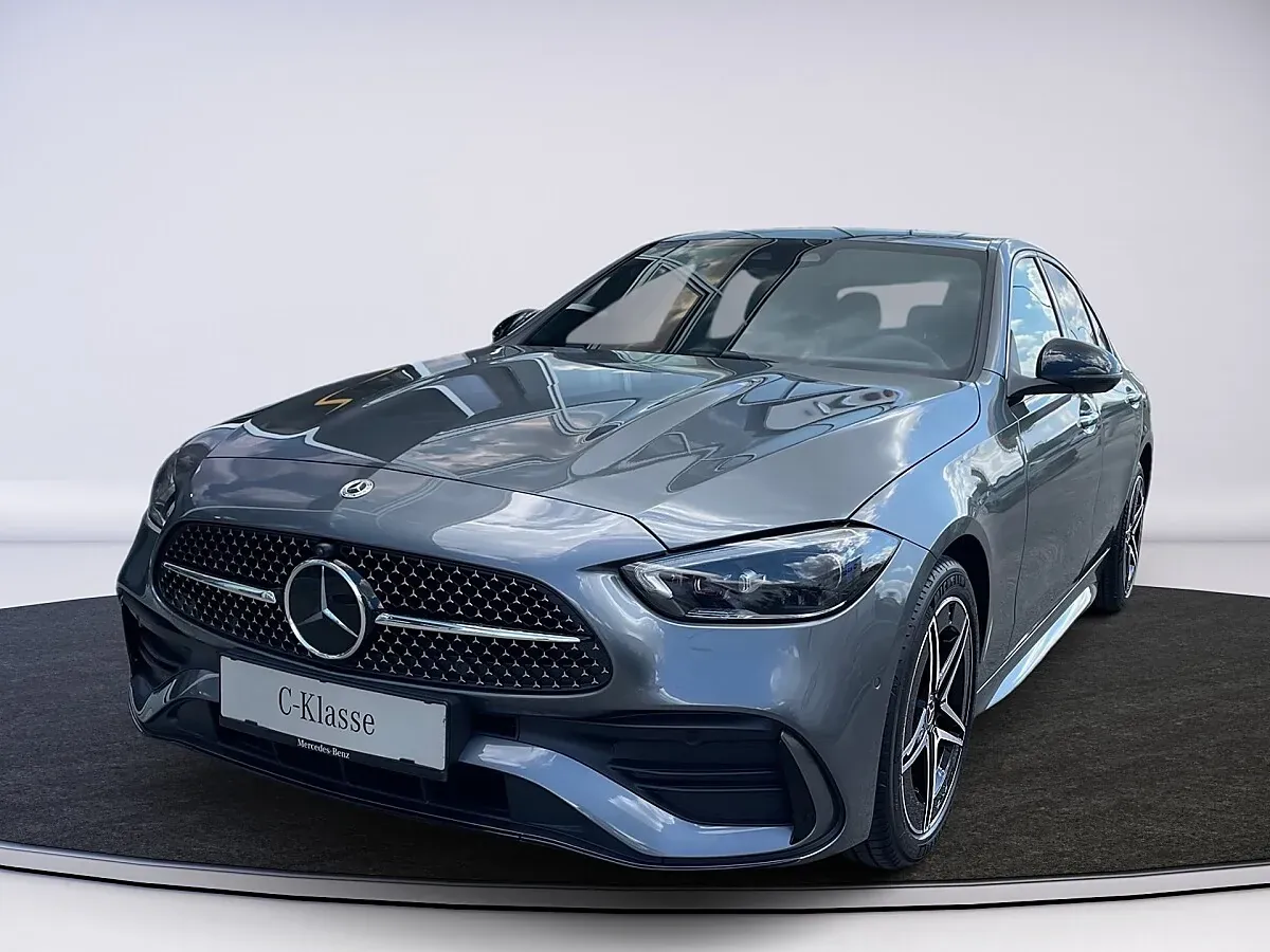 Mercedes-Benz C-Class photo 3