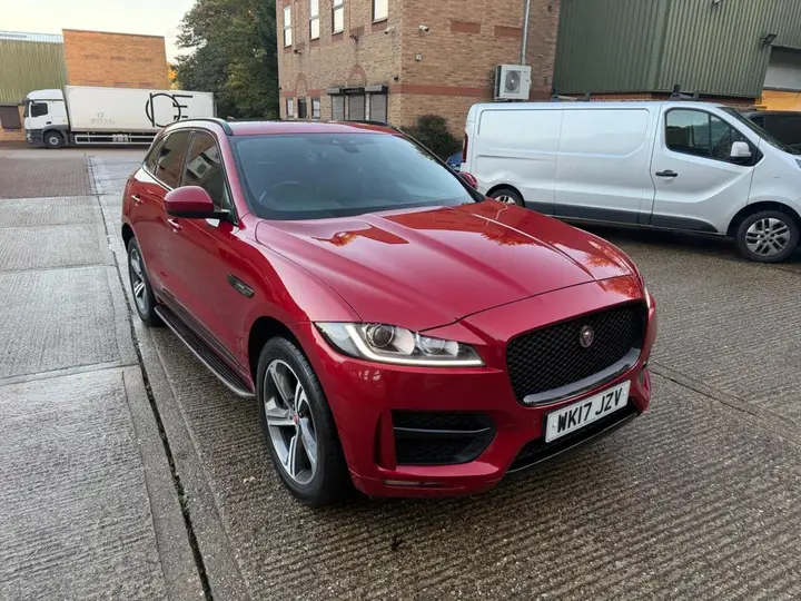 Jaguar F-Pace
