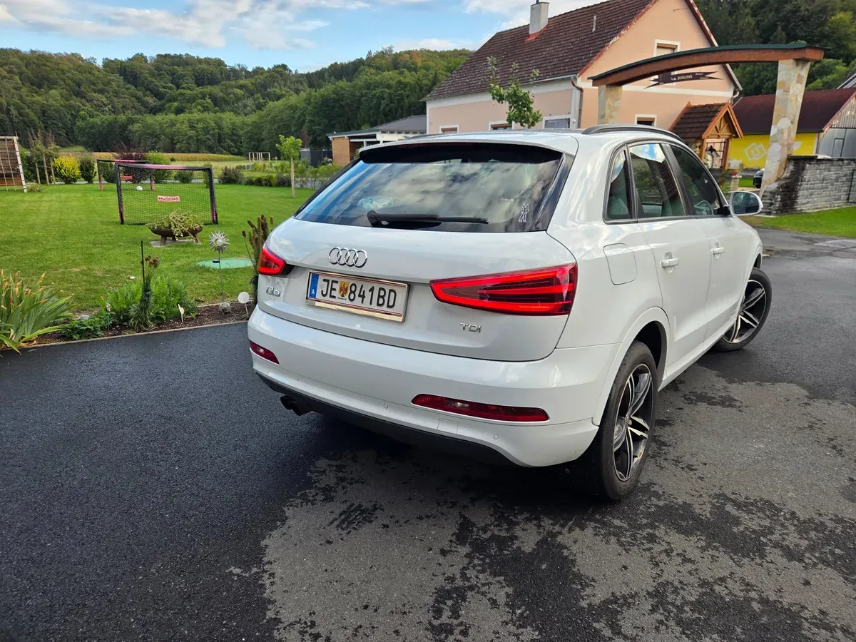 Audi Q3 2013 photo 3