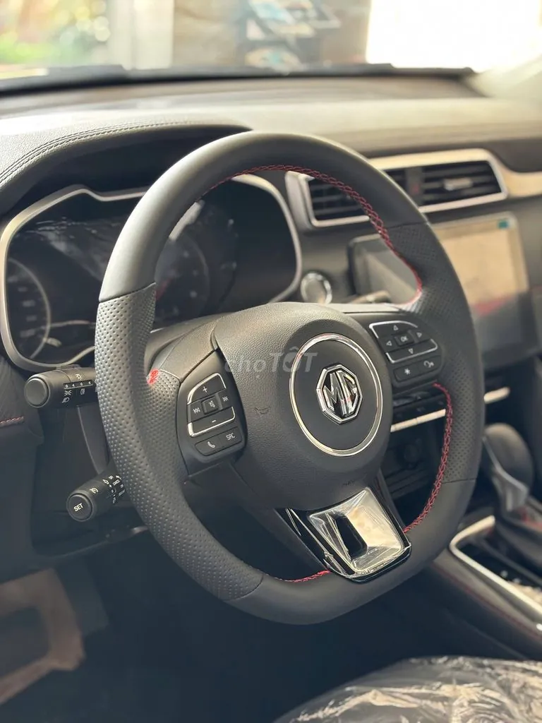 MG Zs 2025 photo 2
