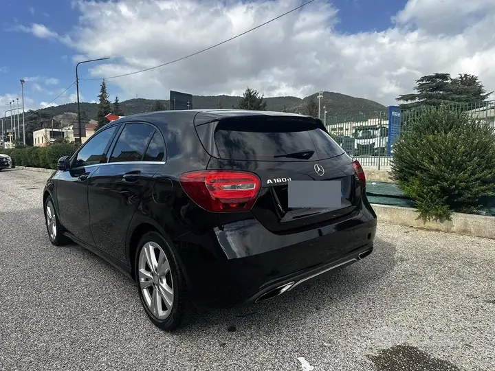Mercedes-Benz A-Class 2017 photo 3