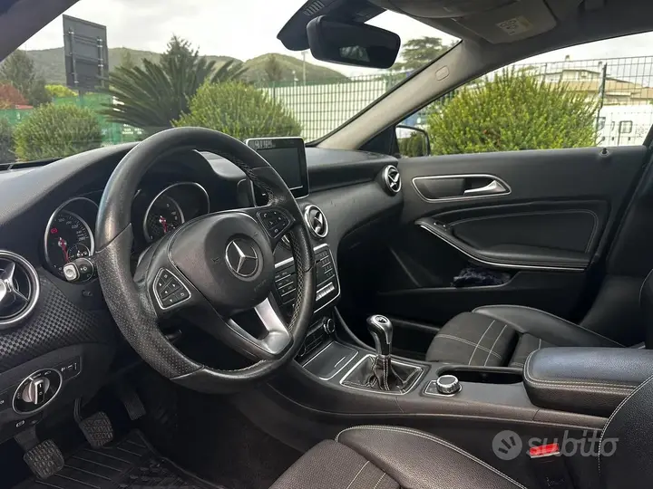 Mercedes-Benz A-Class 2017 photo 5