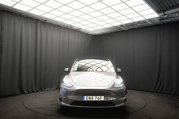 Tesla Model Y 2022 photo 4