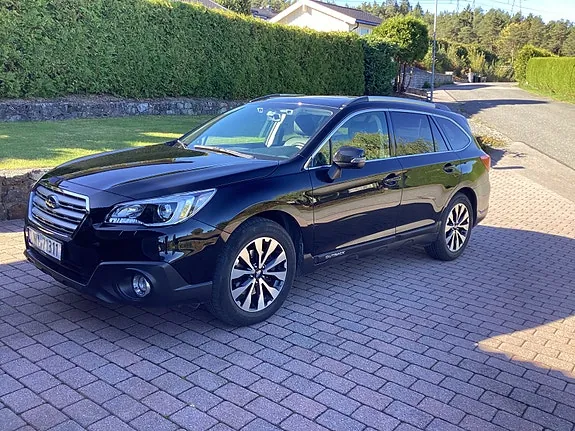 Subaru Outback 2015 photo 2