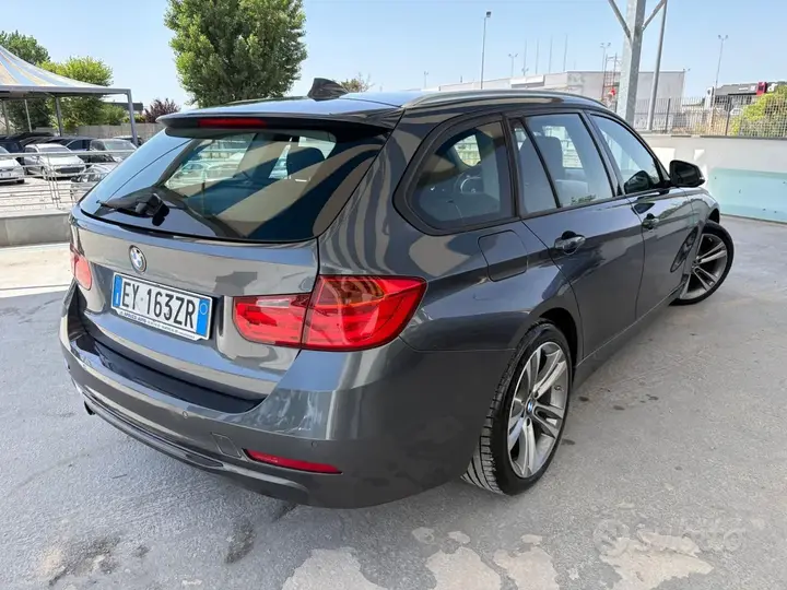 BMW 318 2015 photo 3
