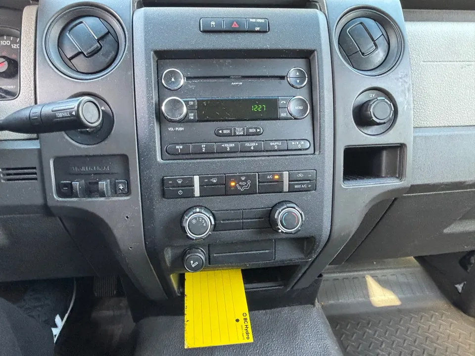 Ford F-150 2010 photo 2
