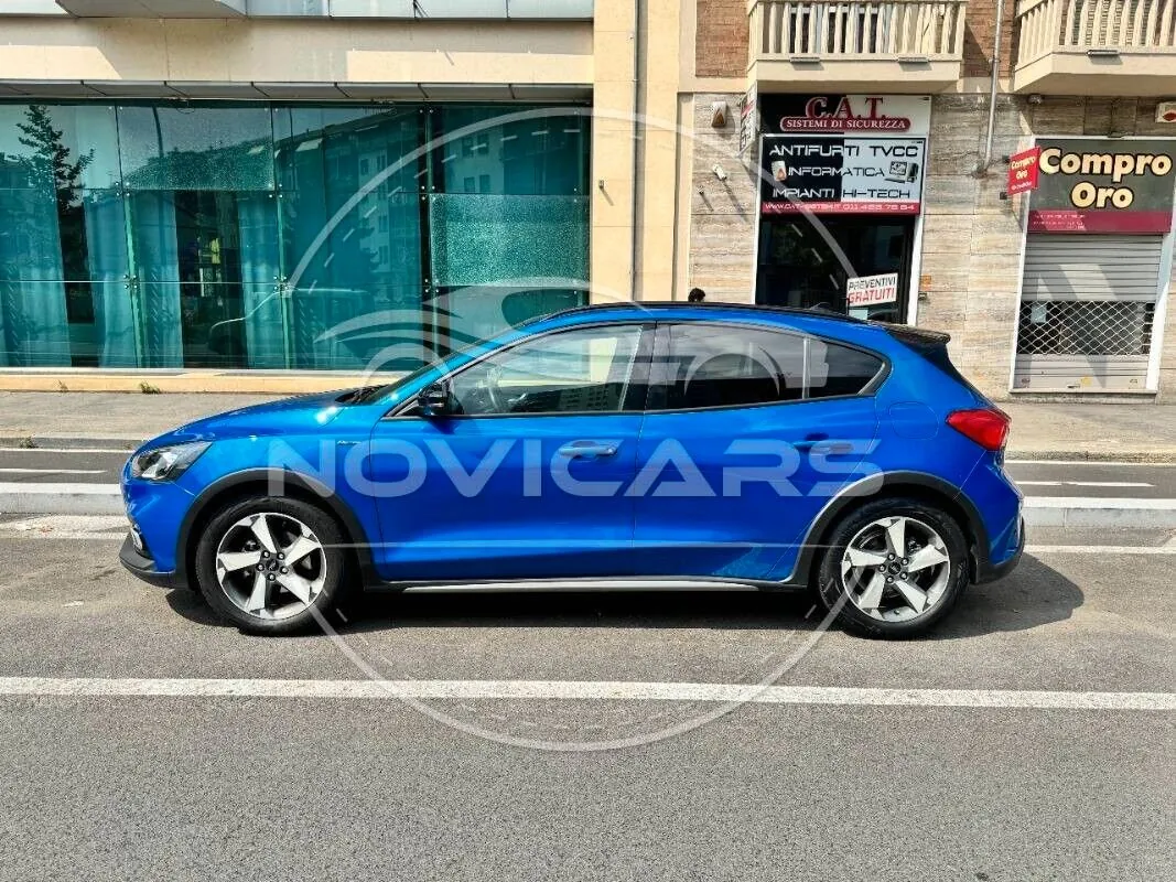 Ford Focus 2020 photo 2