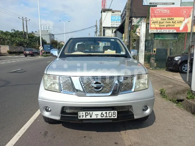 Nissan Navara 2010 photo 5