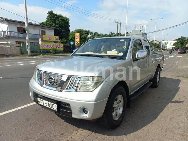 Nissan Navara 2010 photo 3