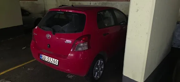 Toyota Yaris 2007 photo 2