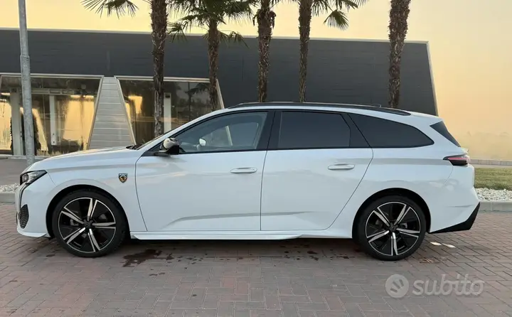 Peugeot 308 2024 photo 3