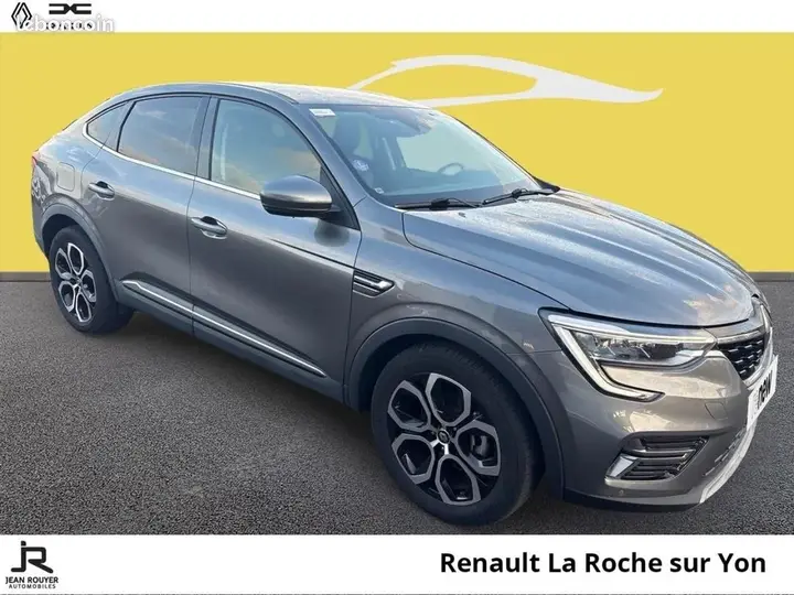 Renault Arkana 2023 photo 2