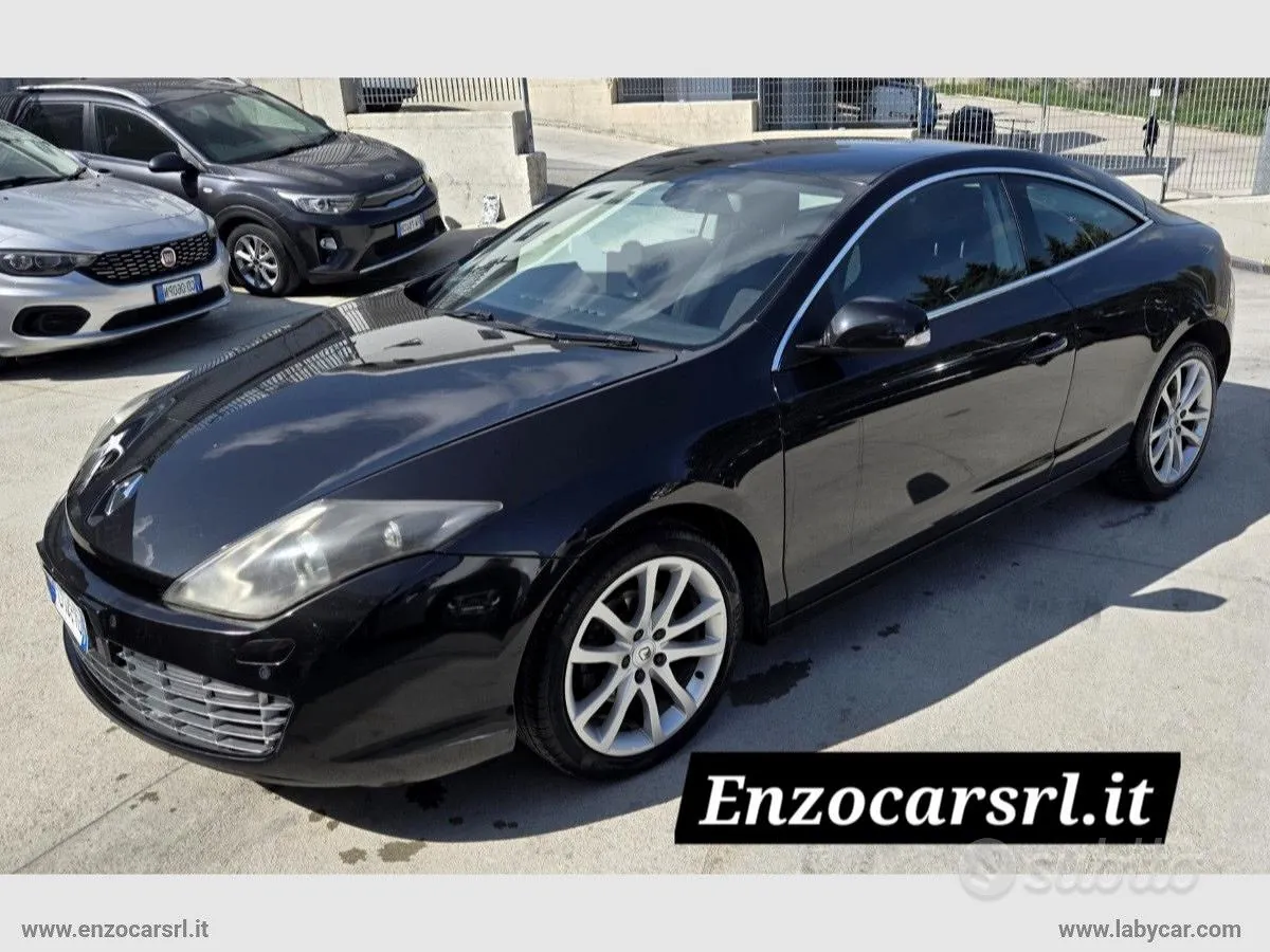 Renault Laguna 2011 photo 3