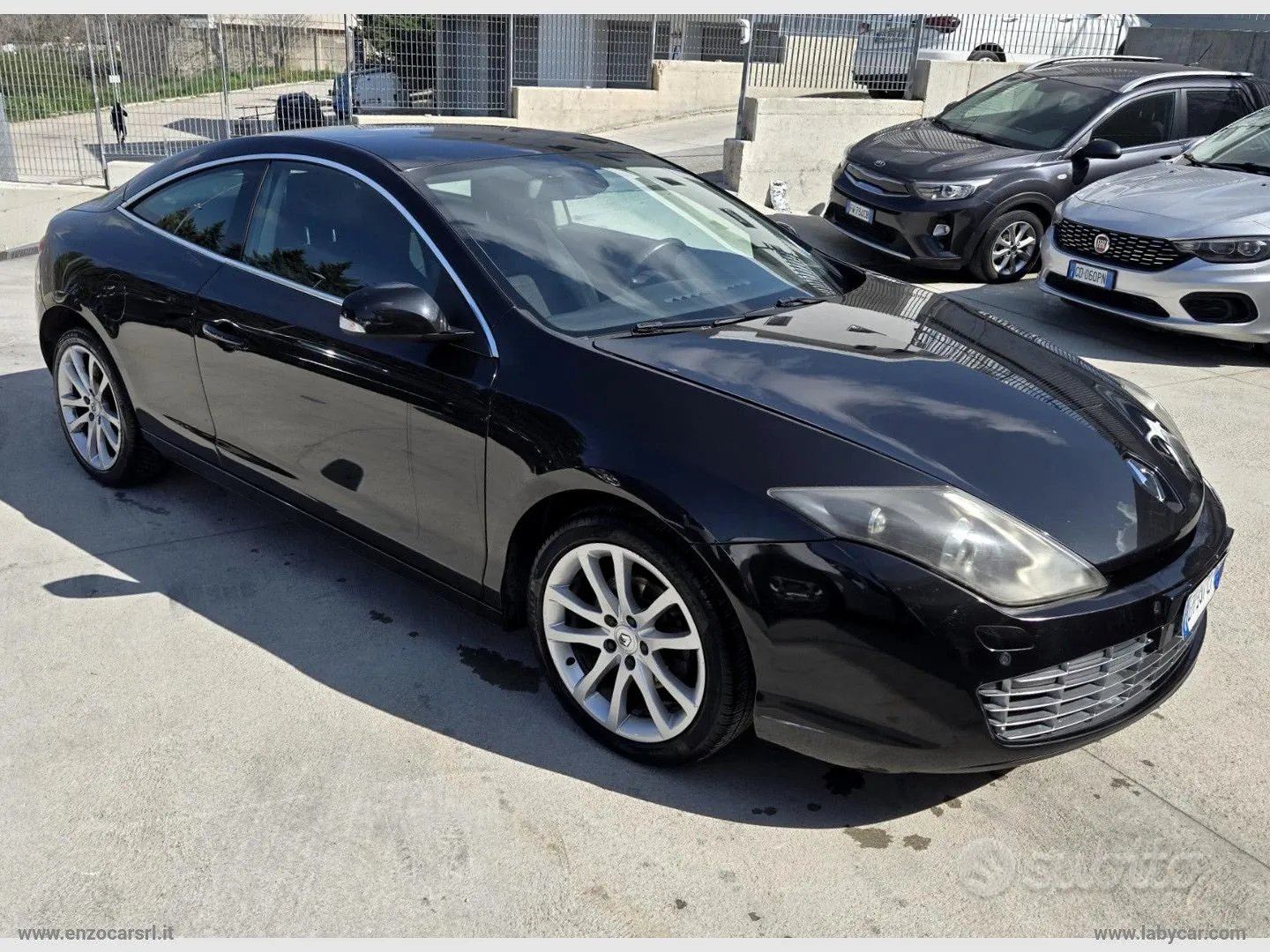 Renault Laguna 2011 photo 5