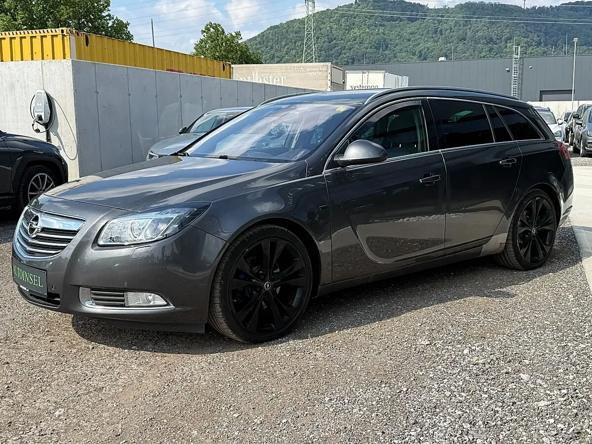 Opel Insignia 2009 photo 2