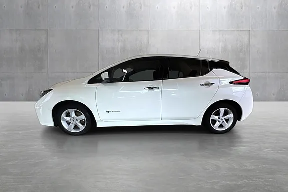 Nissan Leaf 2020 photo 2