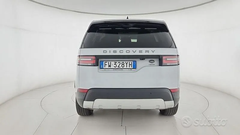 Land Rover Discovery 2019 photo 3