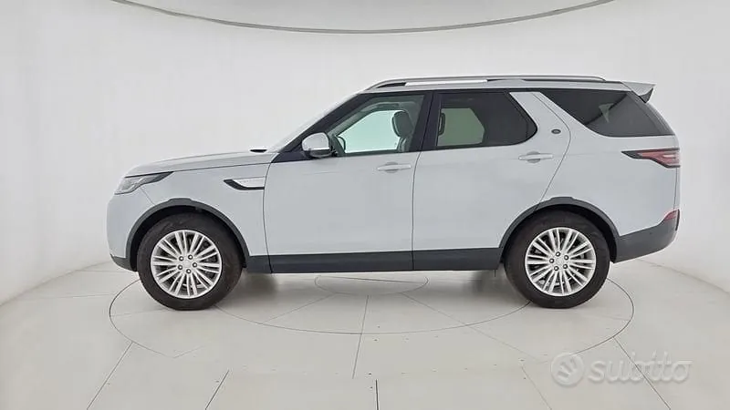 Land Rover Discovery 2019 photo 5