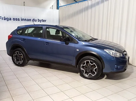 Subaru Xv 2012 photo 2