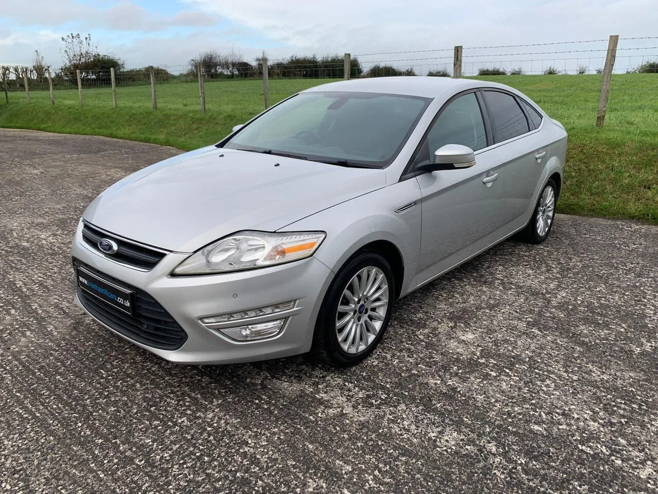 Ford Mondeo 2013 photo 2