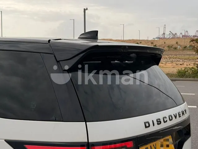 Land Rover Discovery 2017 photo 3