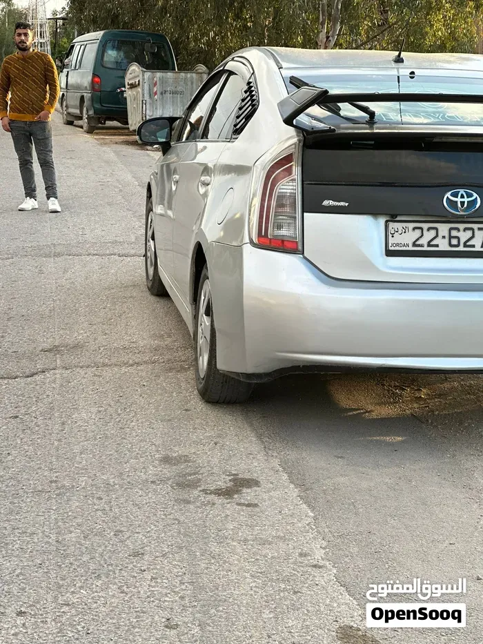Toyota Prius 2011 photo 4