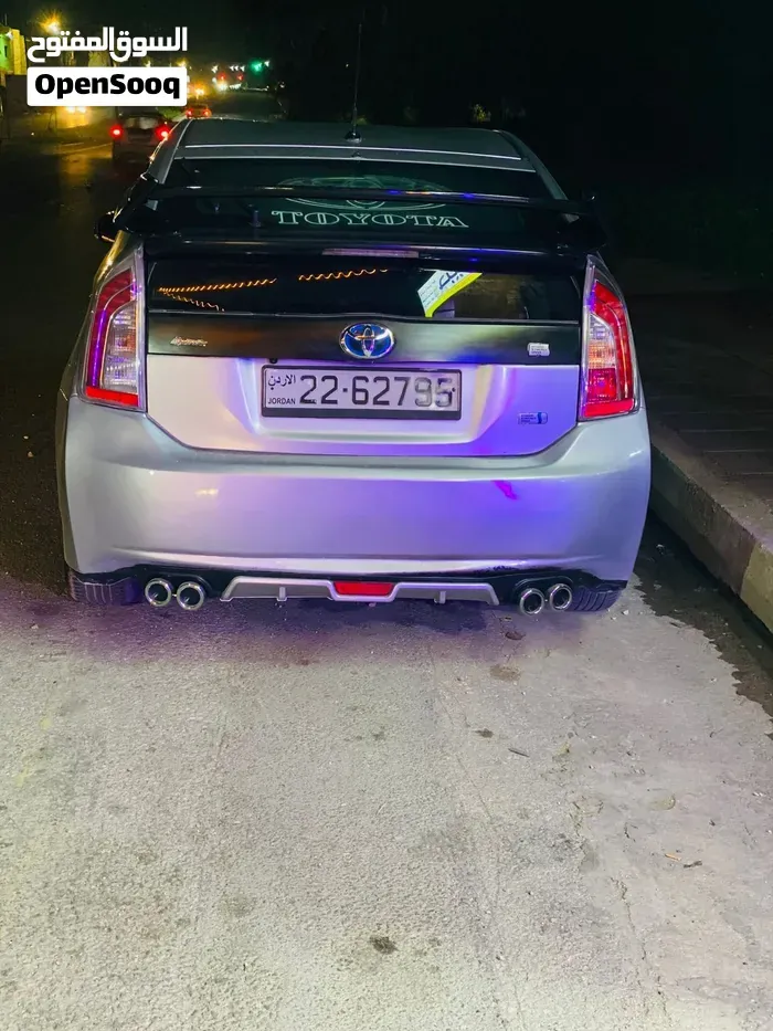 Toyota Prius 2011 photo 3