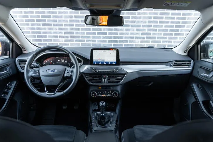 Ford Focus 2020 photo 2
