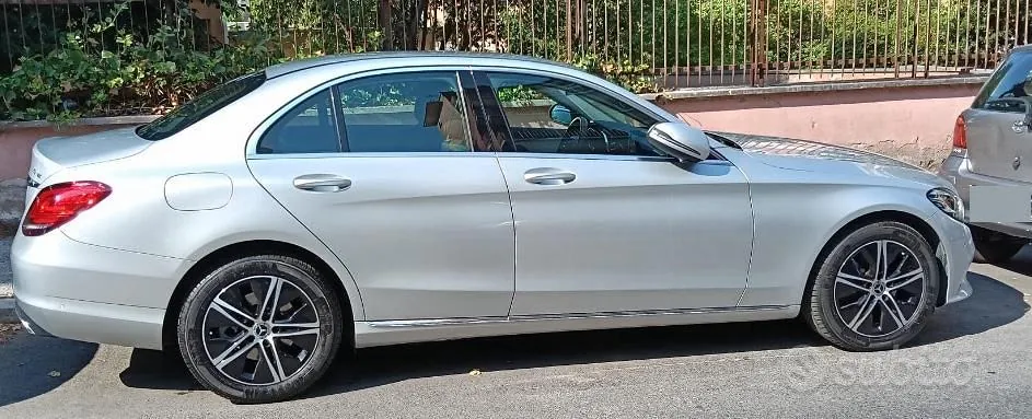 Mercedes-Benz C 2020 photo 3